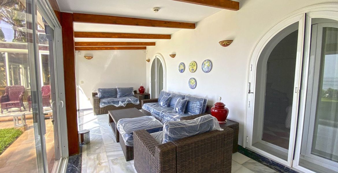 Beach Front Villa in Puente Romano