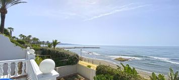 Beach Front Villa in Puente Romano