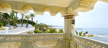 Beach Front Villa in Puente Romano