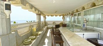 Beach Front Villa in Puente Romano