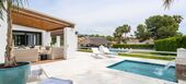 Villa Nueva Andalucia en Marbella 400m construidos