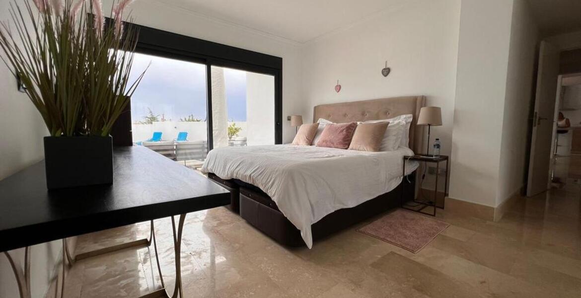 Villa en MARBELLA con 4 habitaciones y 4 salas de baño. 