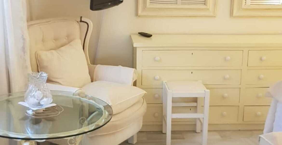 Suite d'une chambre à l'hôtel Puente Romano Marbella.