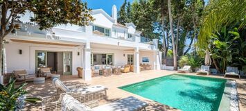 VILLA IN MARBELLA CLUB - GOLDEN MILE, MARBELLA.