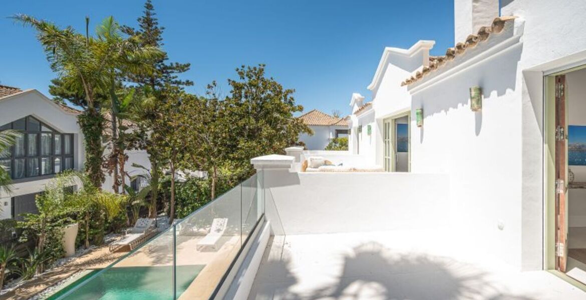 VILLA EN MARBELLA CLUB - MILLA DE ORO, MARBELLA. 