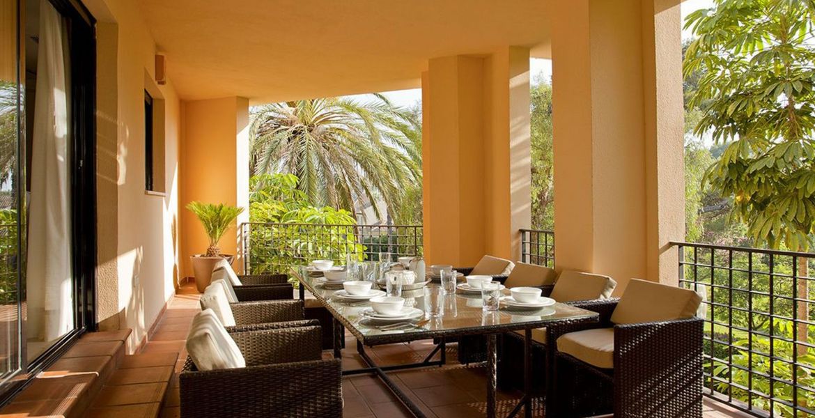 Sale Apartment in Las Mimosas of Puerto Banus