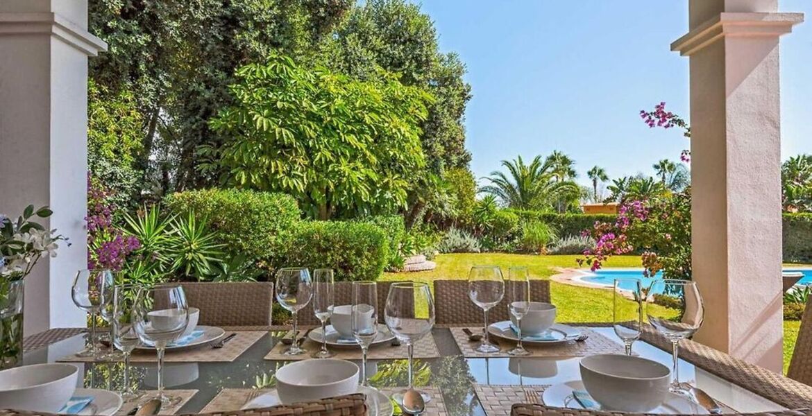 Marbella villa for rent offers accommodation with 500 sqm