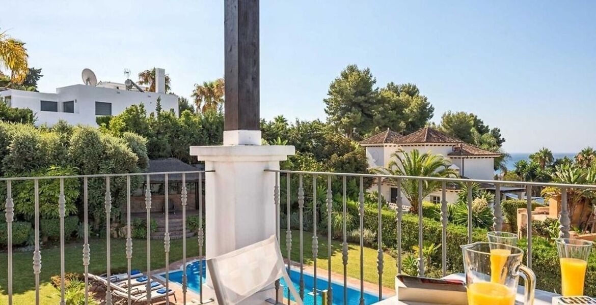 Marbella villa for rent offers accommodation with 500 sqm