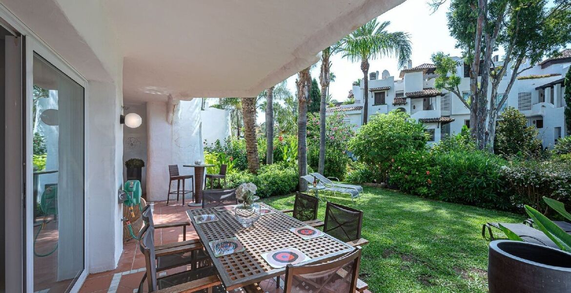 4-bedroom apartment on the beachfront, in Ventura del Mar