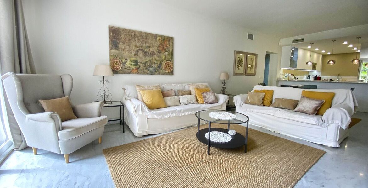 Sunny Apartment in Marina de Puente Romano, Golden Mile