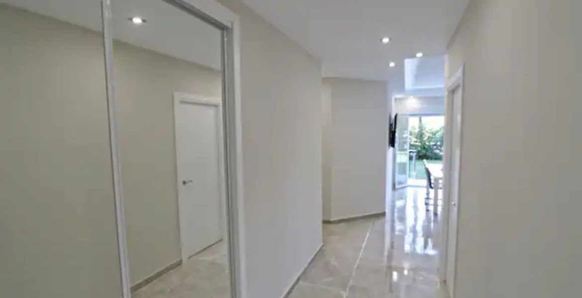 Apartamento de lujo en Marbella, Nueva Andalucía