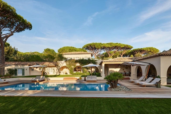 Villa à Saint Tropez France à louer avec 500 m² et 2 chambre