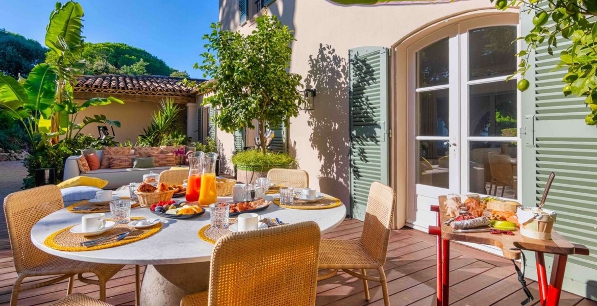 Villa à Saint Tropez France à louer avec 500 m² et 2 chambre