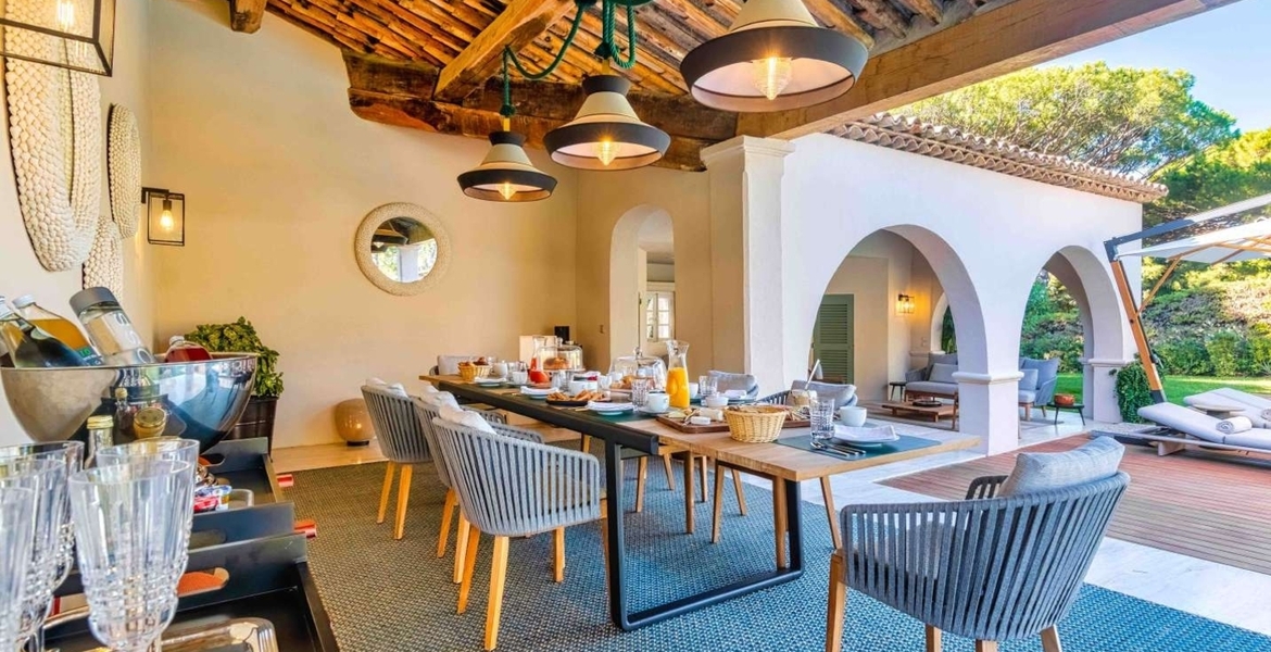 Villa à Saint Tropez France à louer avec 500 m² et 2 chambre