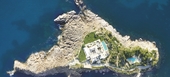 Une île privée et une villa fantastique dans la baie