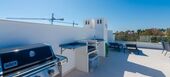 LUXURY MODERN TOWNHOUSE WITH SEA VIEWS IN EXCLUSIVE LOCATION