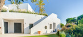 Fabulous 7 bedroom villa set on a spectacular double plot of