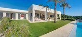 Fabulous 7 bedroom villa set on a spectacular double plot of