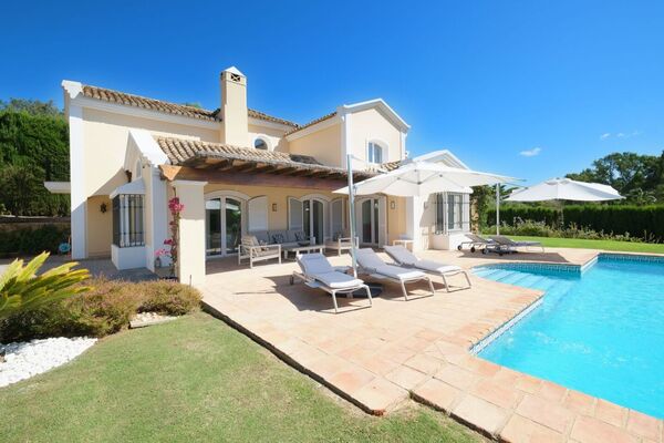 Villa for rental in Sotogrande