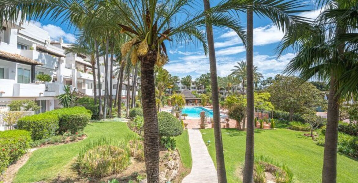 Atico duplex en alquiler en Marina Puente Romano Hotel