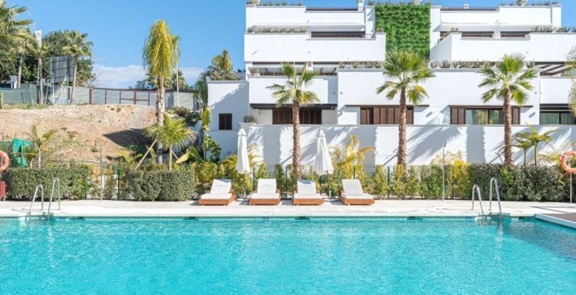 Lomas del Rey, Marbella Golden Mile Brand new luxury three b