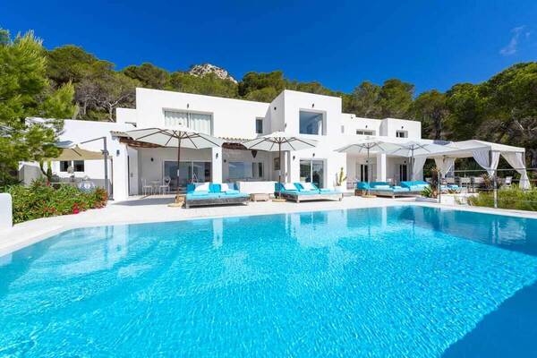 Villa Ibiza 5* avec 6 chambres à coucher 