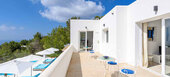 This Modern-style villa has been completely refurbished in 2