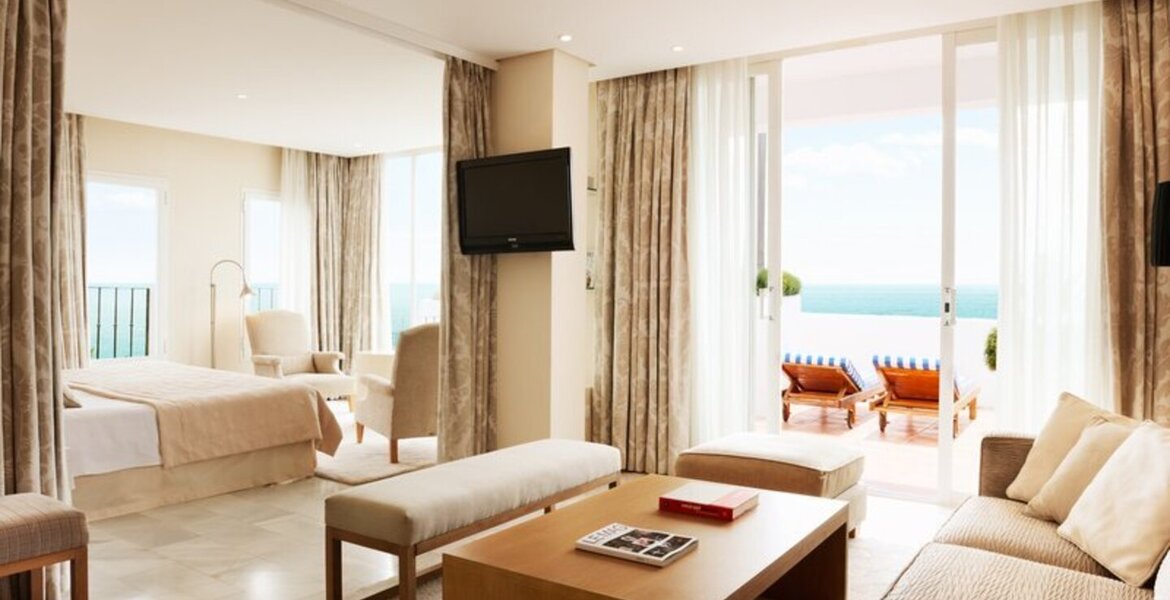 MEDITERRANEAN SUITE 2 bedrooms