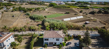 Preciosa Fazenda en alquiler/venta en España