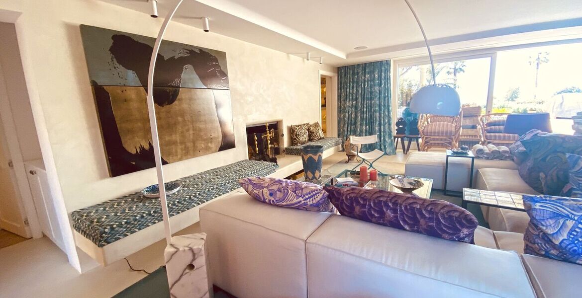 Villa de luxe à louer à Puente Romano en bord de mer