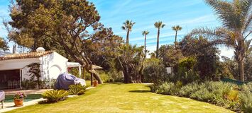 Villa de lujo en alquiler en primera línea de playa marbella