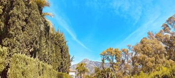 Villa de luxe à louer à Puente Romano en bord de mer