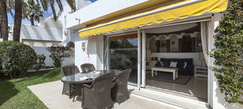 Beachfront Oasis Club Villa on Marbella