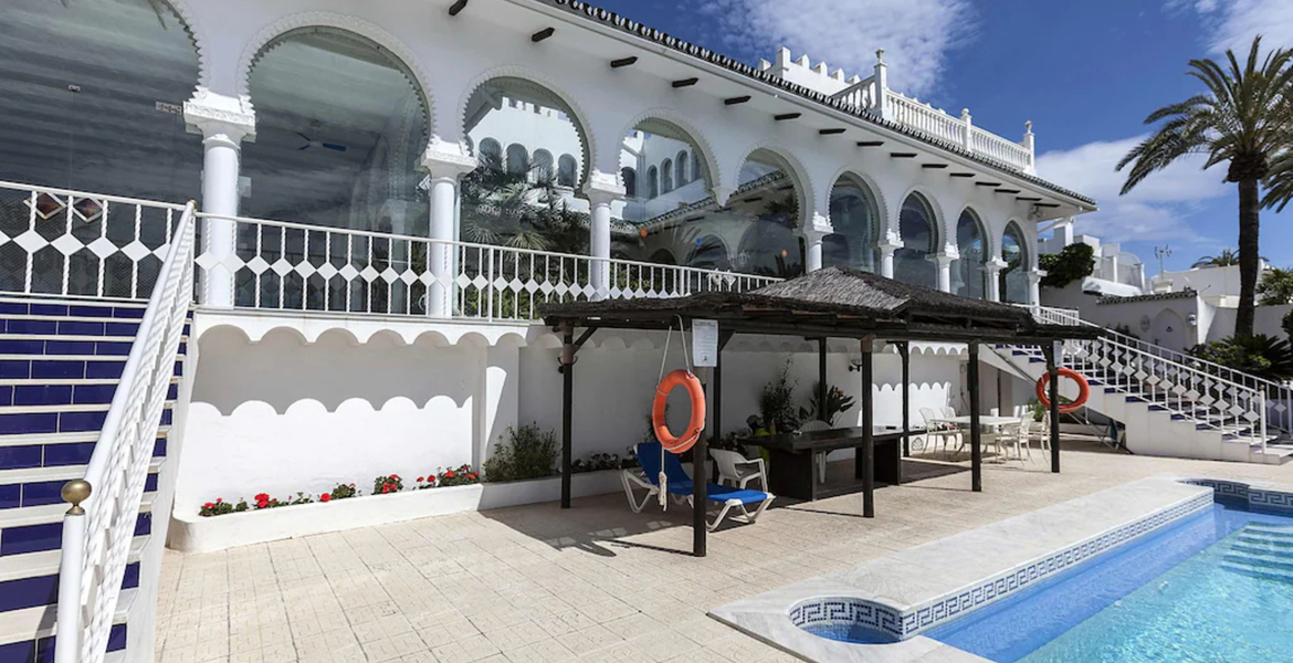 Beachfront Oasis Club Villa on Marbella