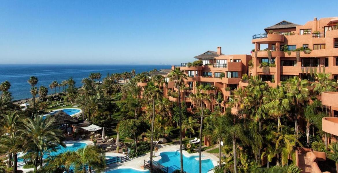 These Estepona Apartments are located 4 km from Estepona tow