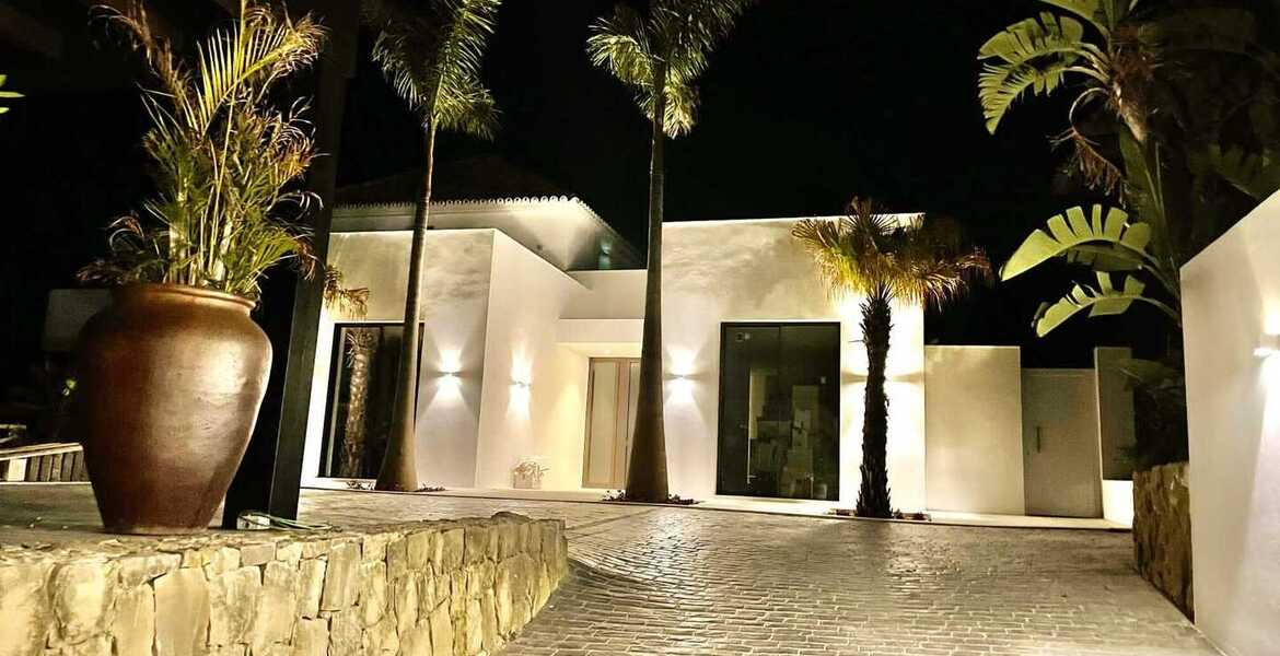 Stunning Villa in Marbella with 3000m2 of land, 600m2 built.