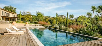 Luxury accommodation in Hyères, Provence-Alpes-Côte d'Azur, 