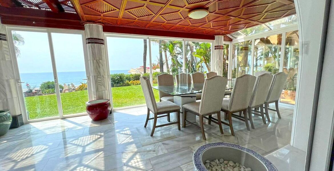 Beach Front Villa in Puente Romano