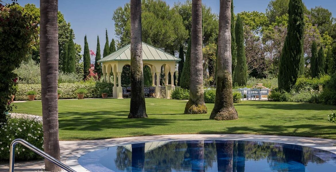 Luxury villa for rent in Marbella Club