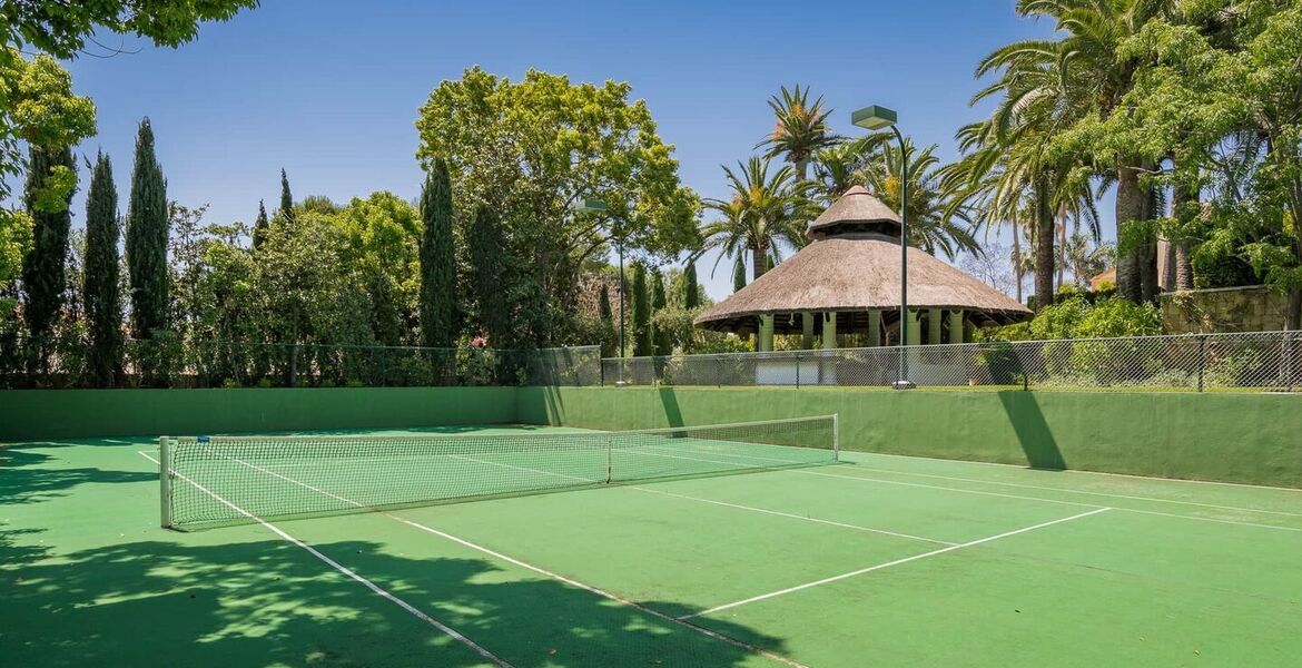 Luxury villa for rent in Marbella Club