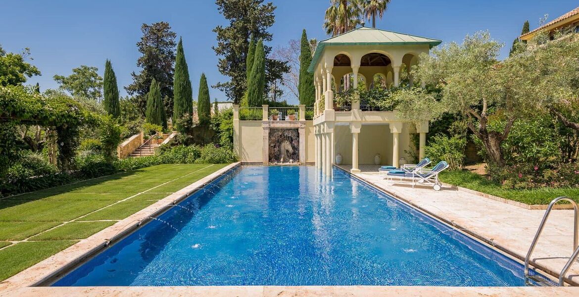 Luxury villa for rent in Marbella Club