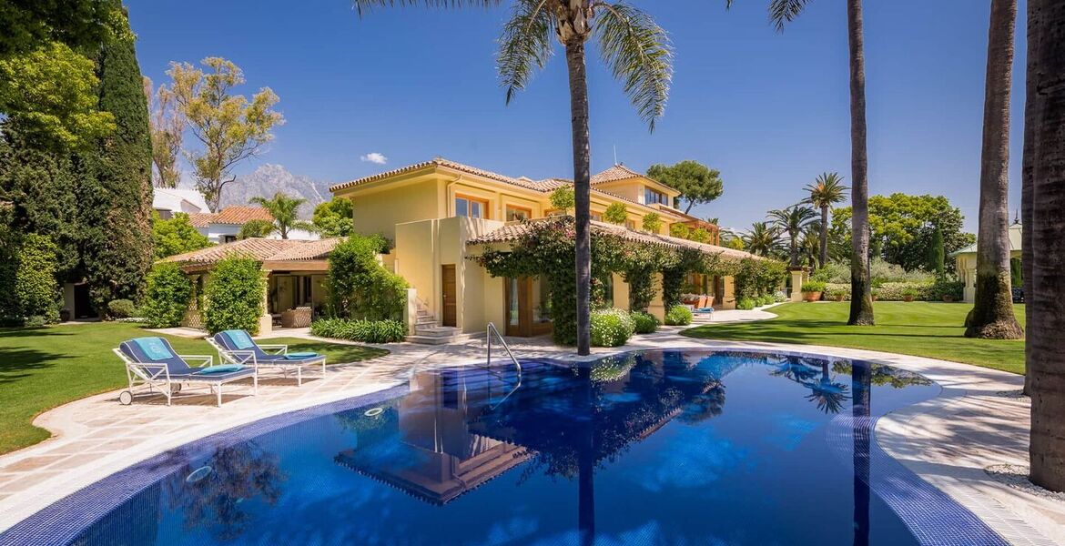 Luxury villa for rent in Marbella Club