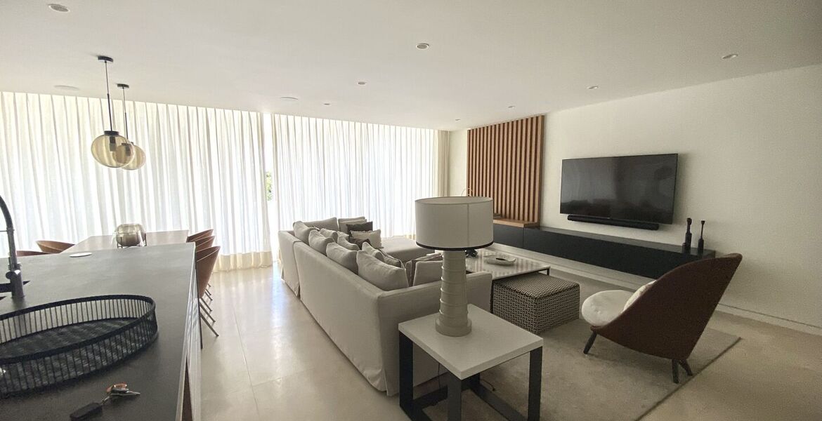 Penthouse in Marina Puente Romano