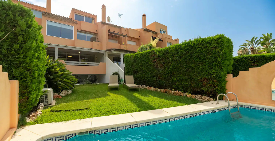 An Entire townhouse for rent in Puente Romano, Marbella 