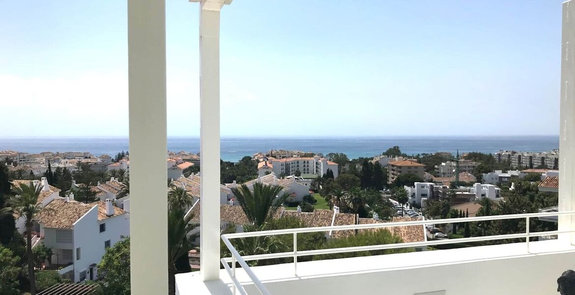 Luxury 4 bedroom apartment in Nueva Andalucia