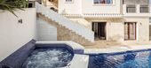 Villa for rent in Mairena