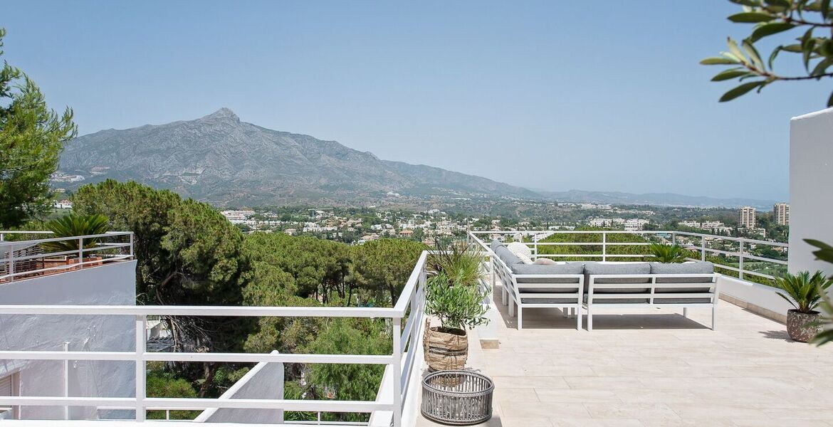 Duplex apartment for rent in Marbella