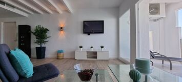 Frontline apartment in Puerto Banus