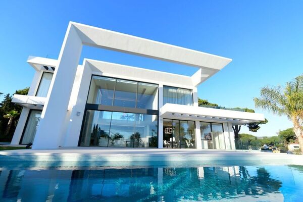 Luxury Villa for rent in Elviria