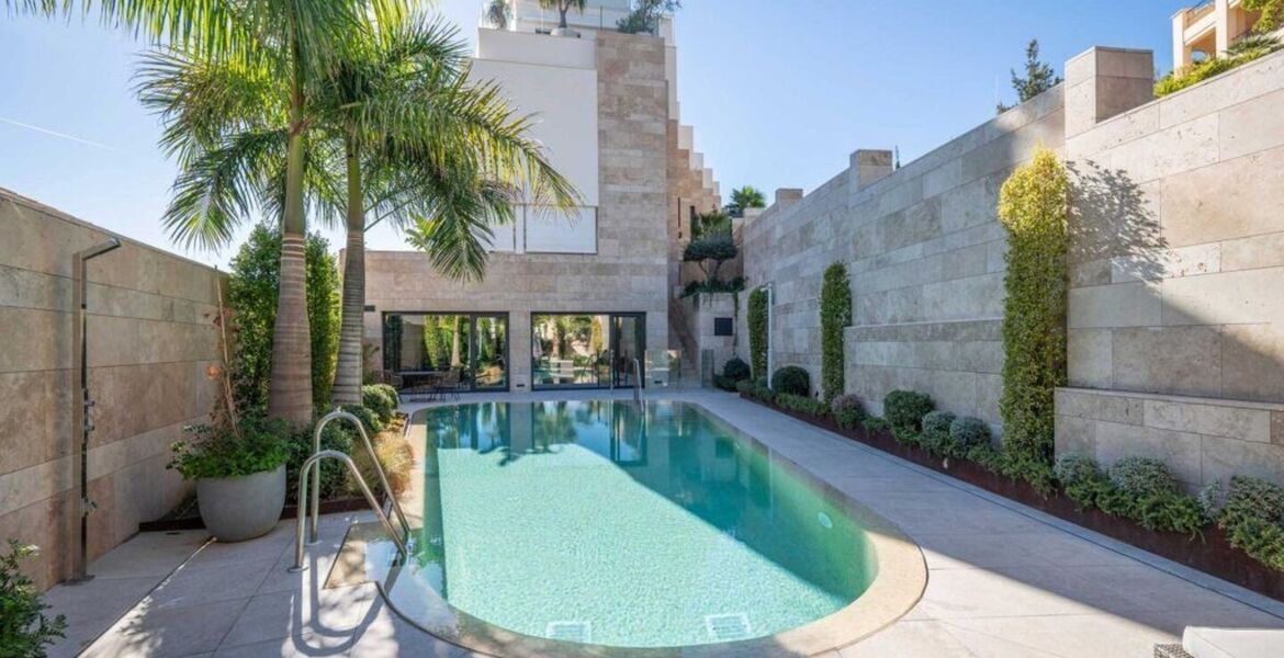 Spectacular Duplex in Benahavis